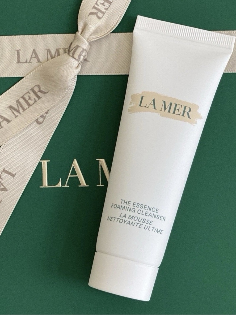 LA MER The essence Foaming Cleanser La Mousse